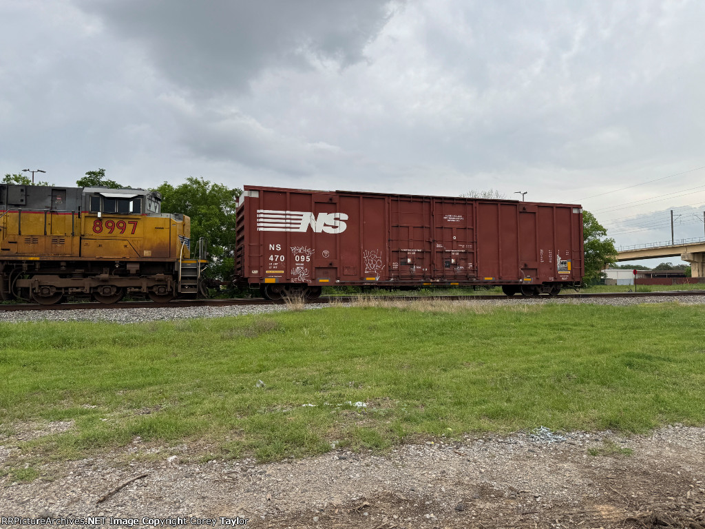 NS 470095